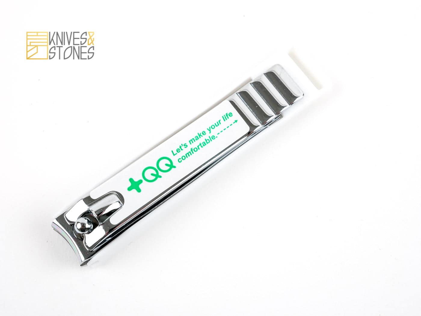 P1088732.jpg GreenBell Nail Clipper with Catcher (Medium Size) QQ-101, view 3