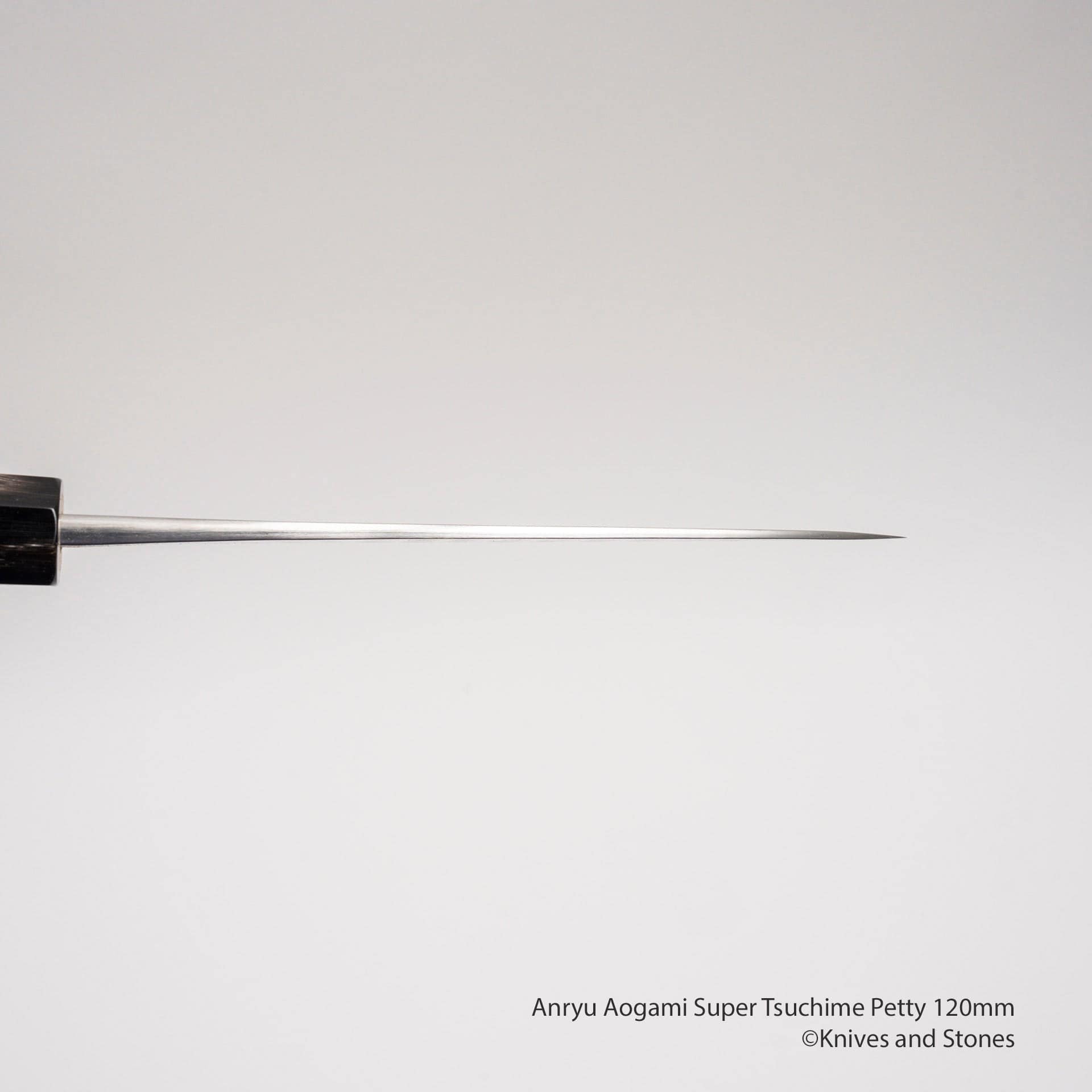 AnryuAogamiSuperTsuchimePetty120mmA_1848fdf3-8010-42aa-bdb4-4e10e2a1b578.jpg Katsushige Anryu Blue 2 Tsuchime Petty 120/150 mm, view 2