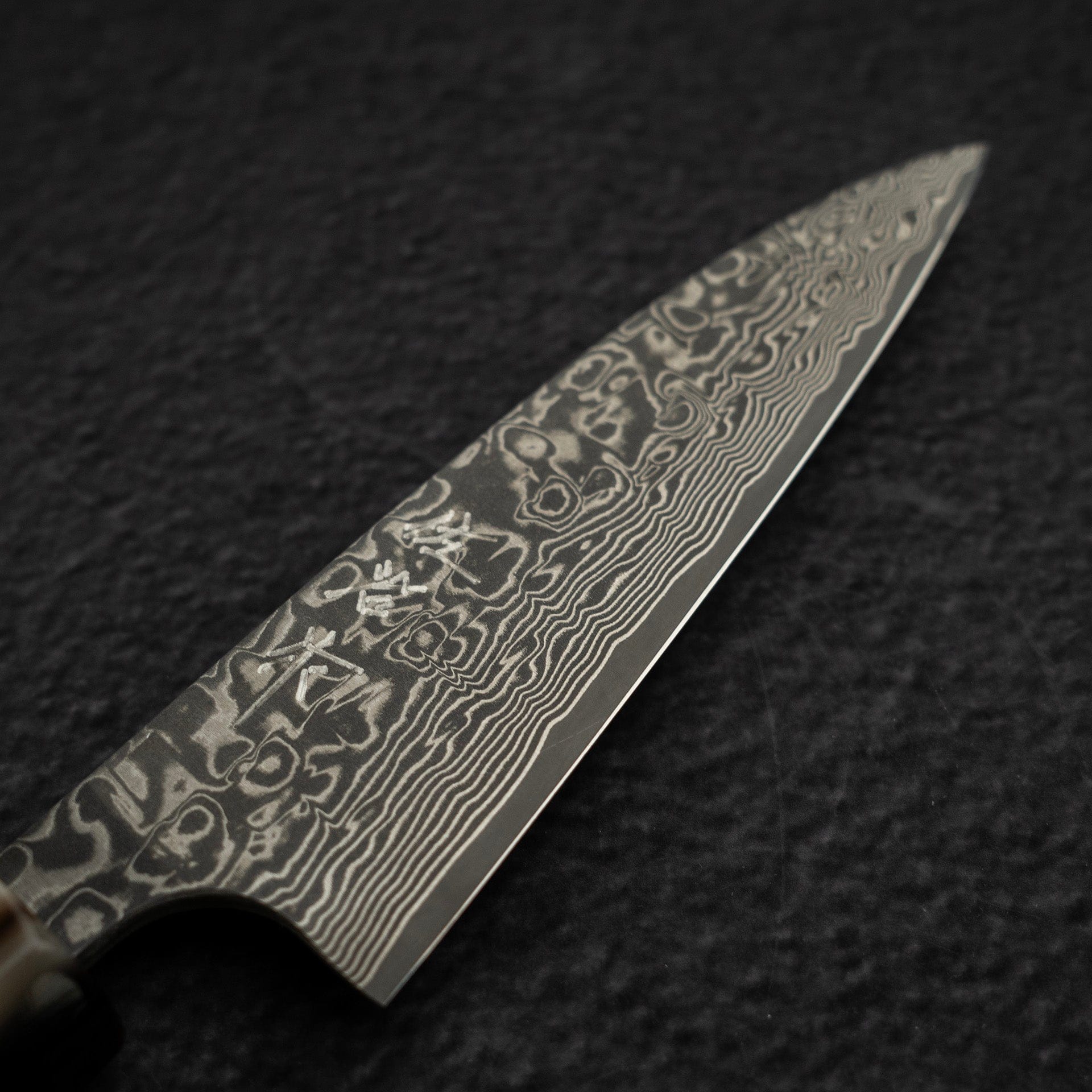 DSC_2180.jpg Takeshi Saji SG2 Black Damascus Paring 90mm, view 3