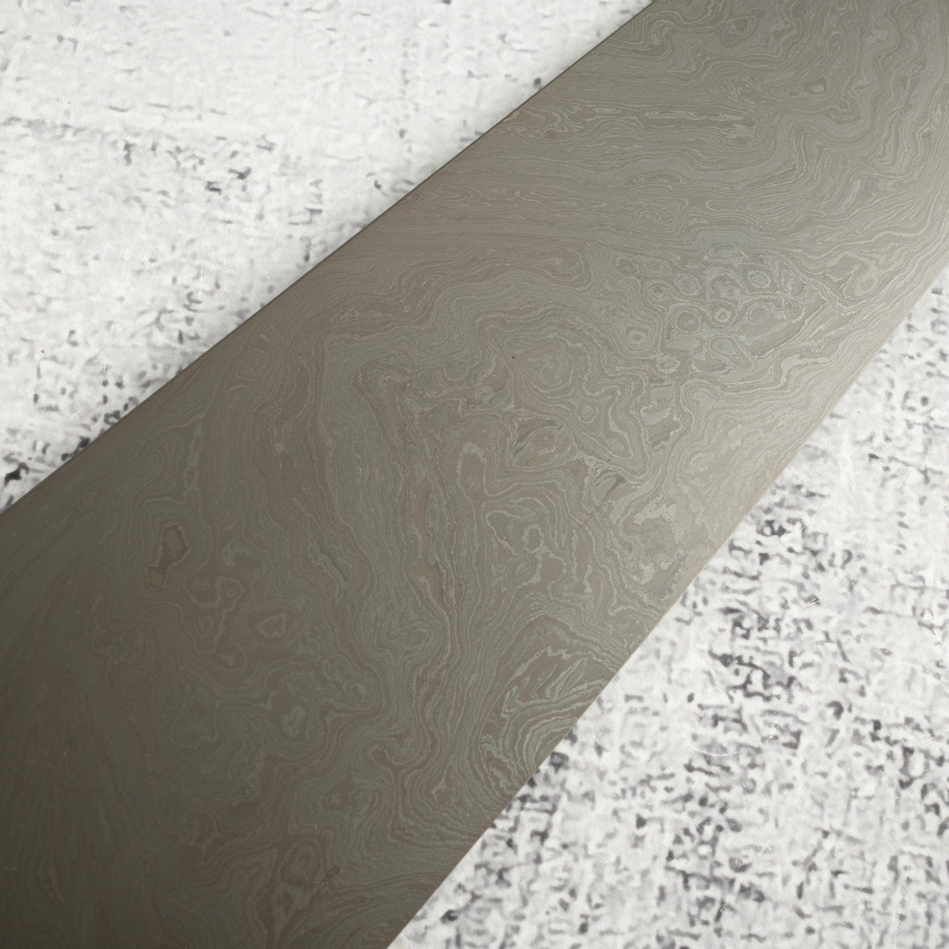 DSC_8360.jpg Exotic: Shoichi Hashimoto (橋本庄市) Zaregumo (ざれぐも・戯雲) Blue / White Coreless Gyuto 270mm, view 5