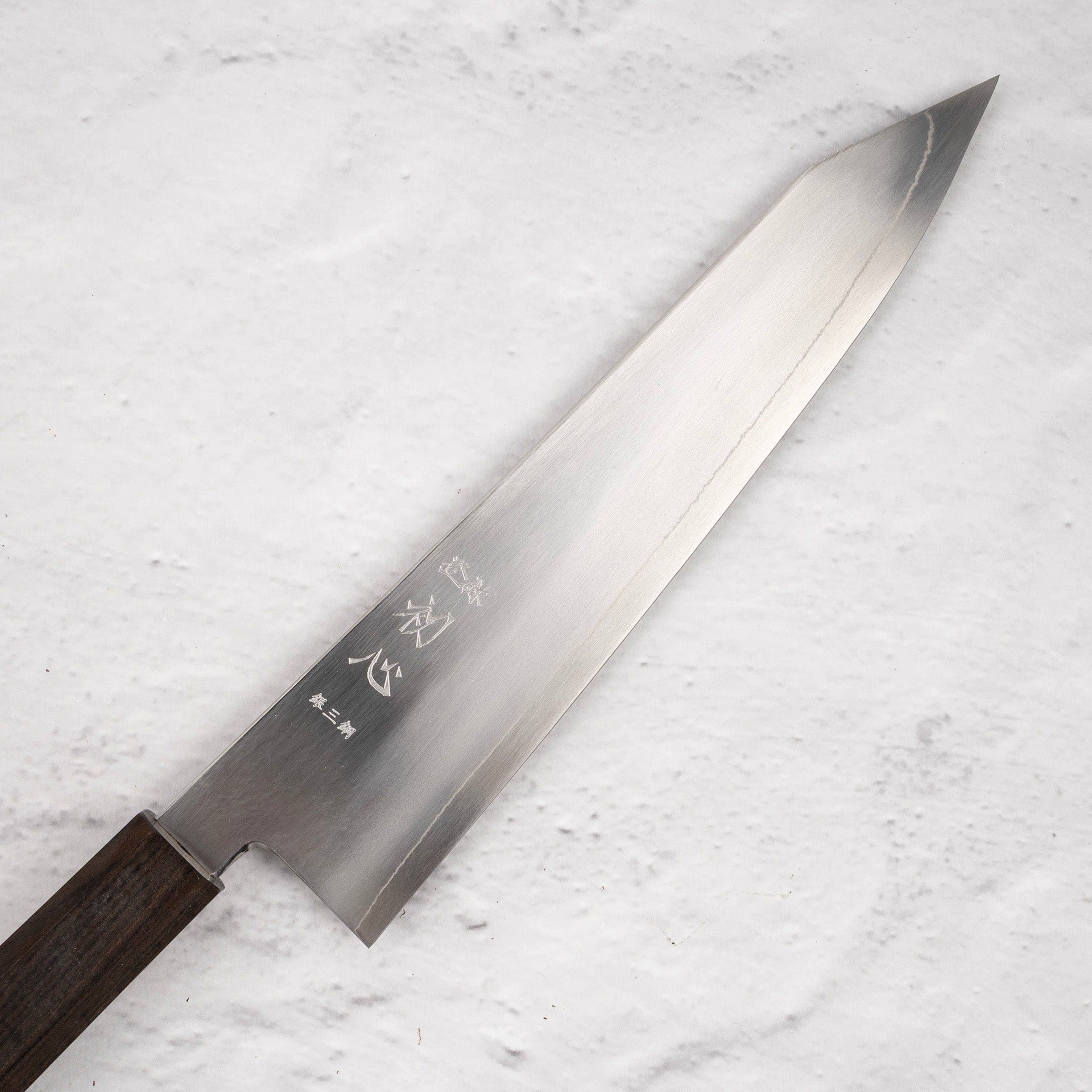 HatsukokoroGinsoGinsanKtipGyuto210mmb.jpg Hatsukokoro Ginso Ginsan K tip Gyuto 210mm, view 2