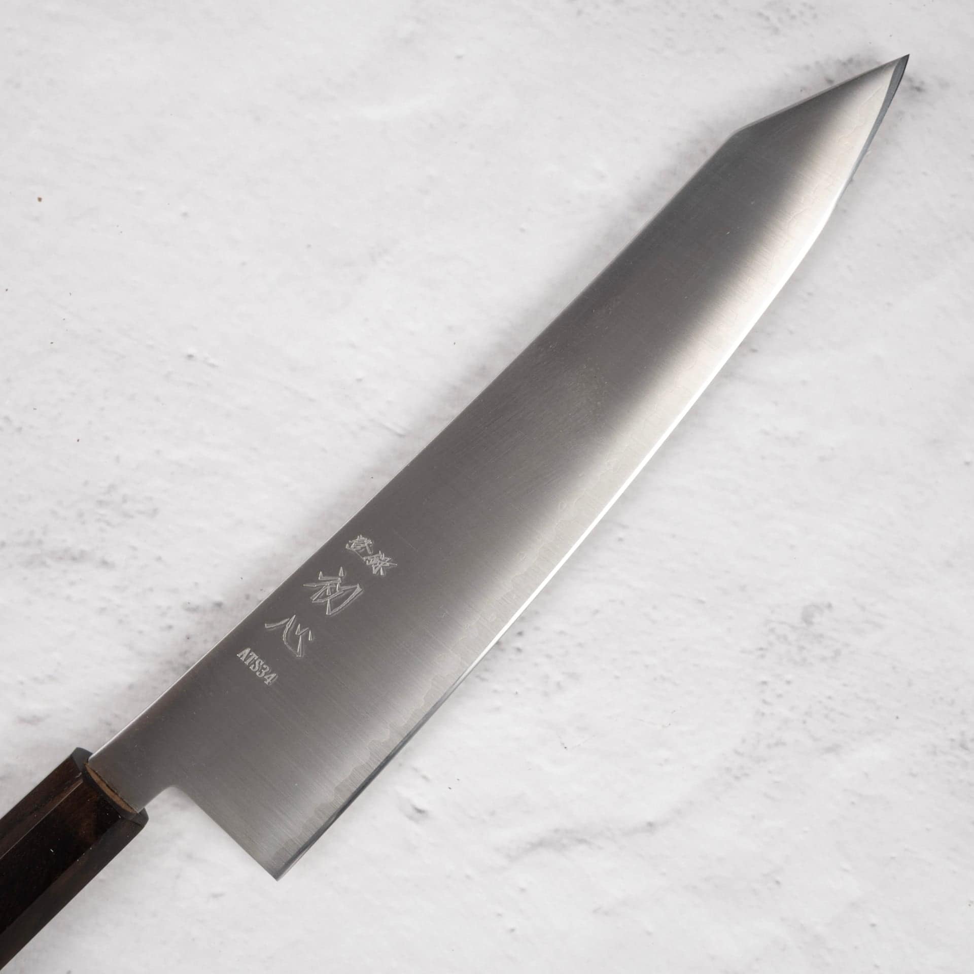 HatsukokoroHayabusaATS34SanmaiK-tipGyuto240mmb.jpg Hatsukokoro Hayabusa ATS34 Sanmai K-tip Gyuto 240mm, view 2