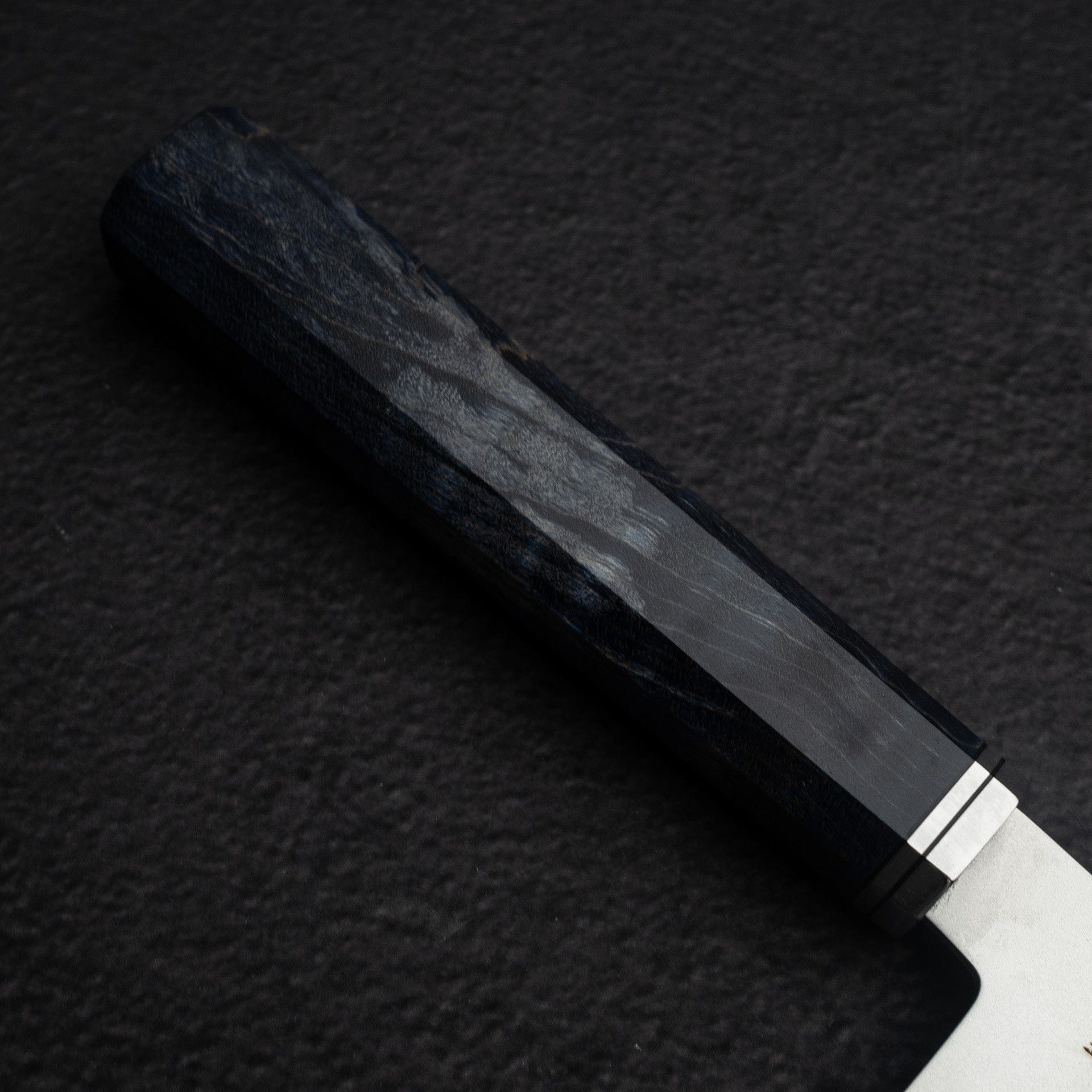 Hatsukokoro_Kaijin_Blue_2_K-tip_Gyuto_240-20260118-02.jpg Hatsukokoro Kaijin Blue 2 K-tip Gyuto 240mm Migaki Curly Maple, view 2