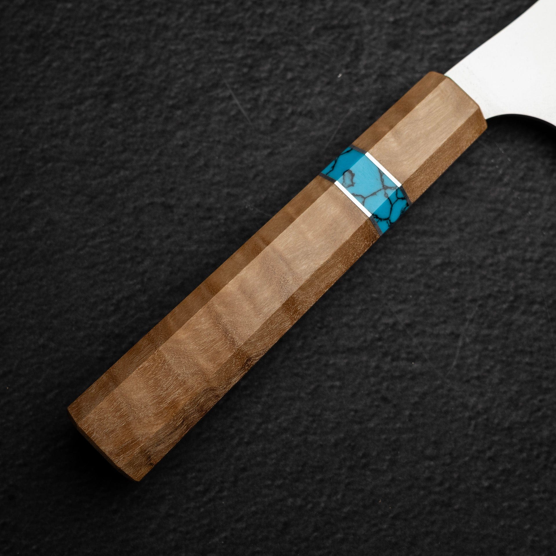 KurosakiGekkoVGXEOSBunka165mm-TurquoiseRingg_87d1cf7f-a1e0-43eb-95f9-104dffead3a3.jpg Kurosaki Gekko VG XEOS Bunka 165mm - Turquoise Ring, view 7