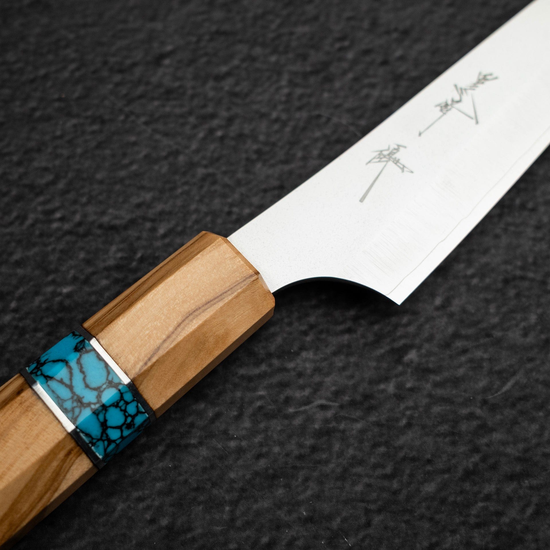 KurosakiVGXEOSGekkoPetty130mm-TurquoiseRinge_04da6e08-2d45-4bc4-b91a-5f8354b58941.jpg Kurosaki VG XEOS Gekko Petty 130mm - Turquoise Ring, view 5