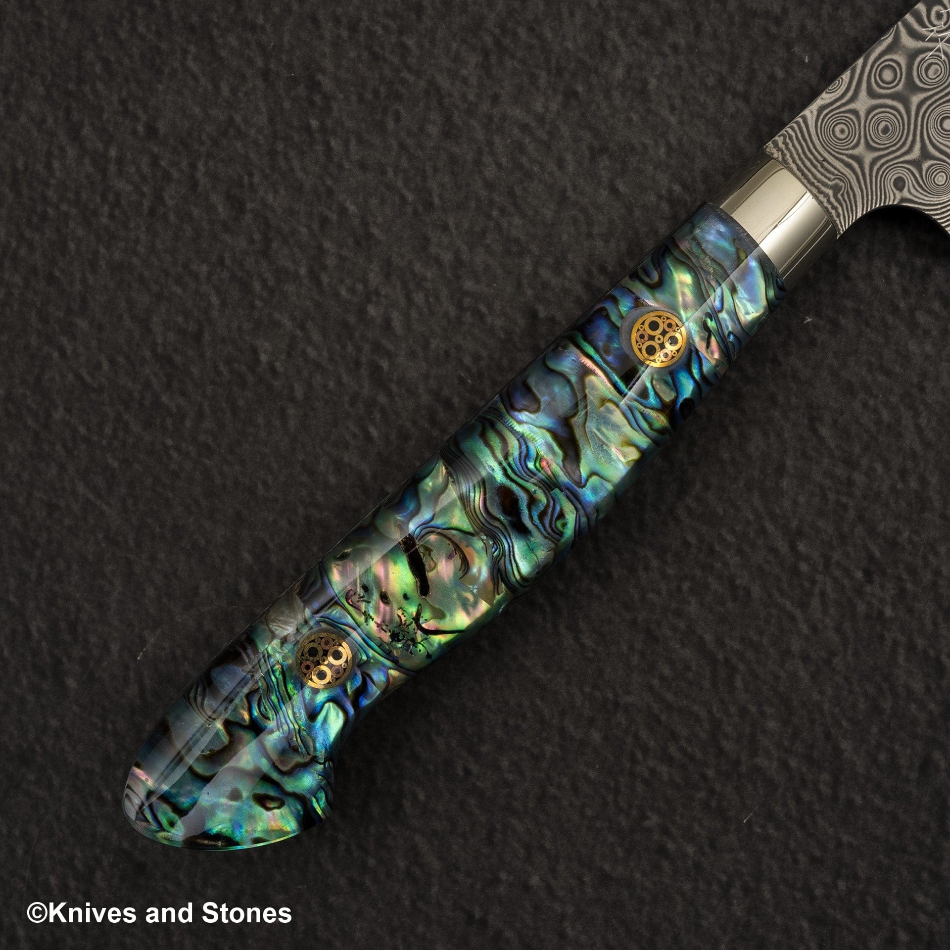 NigaraSG2AnmonDamascusKtipPetty150mmWesternShellHandle-20250313-06.jpg Nigara Anmon (暗紋) SG2 Raindrop Damascus K tip Petty 150mm Mother-of-Pearl Inlay Handle, view 5