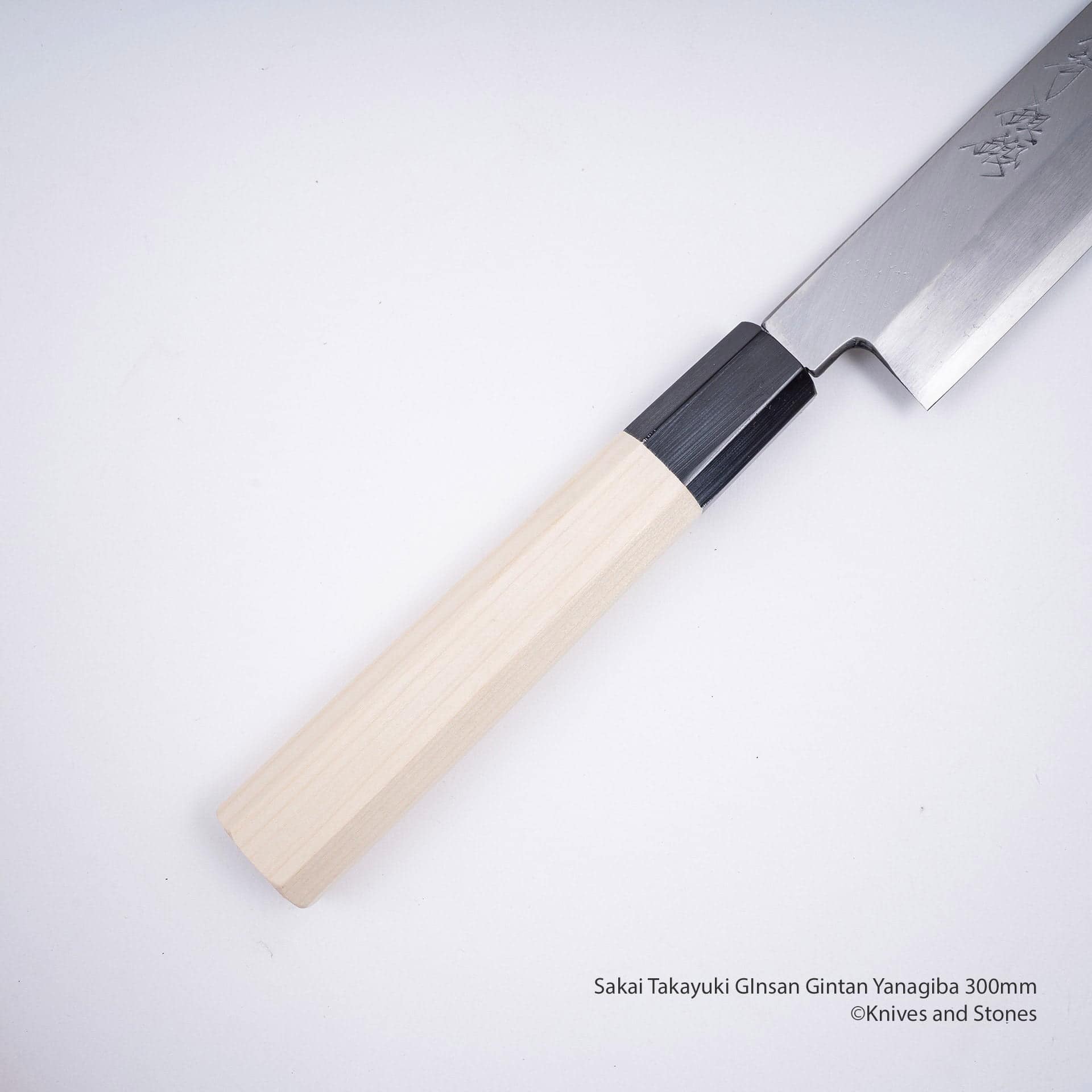 SakaiTakayukiGInsanGintanYanagiba300mmD.jpg Sakai Takayuki Gintan Ginsanko Yanagiba 270/300mm Ho-wood Handle, view 2