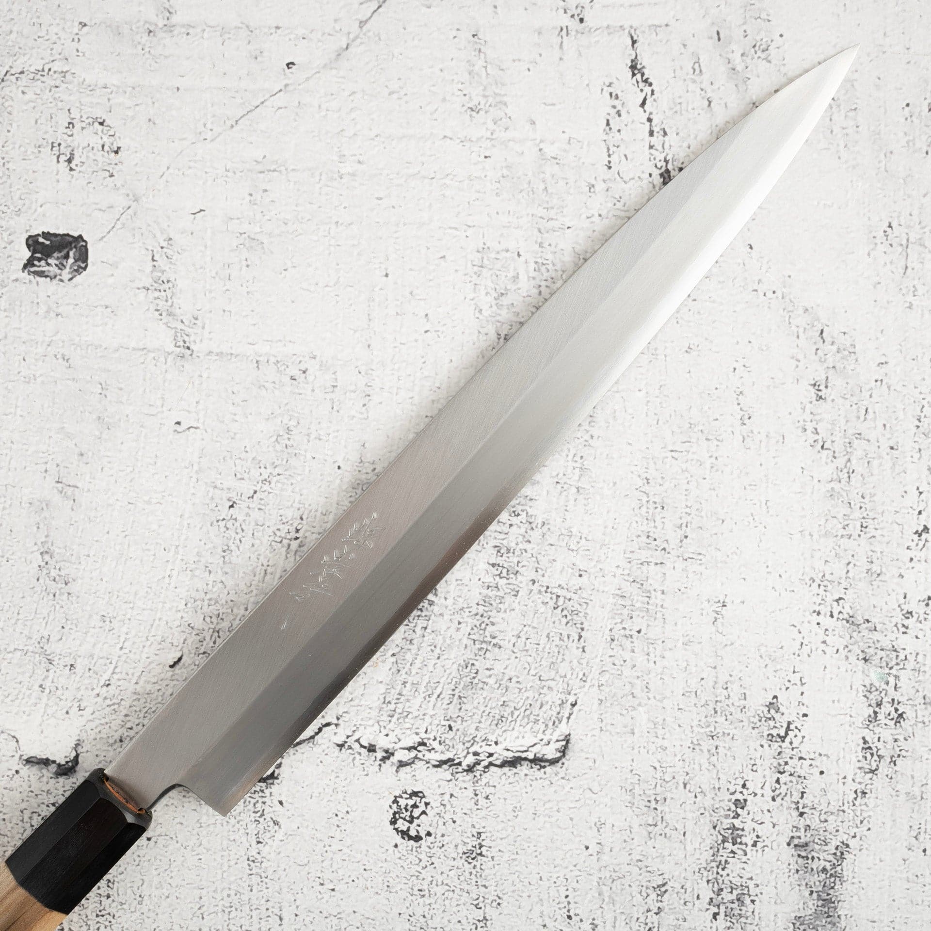 SakaiTakayukiGinsanYanagiba270mmb.jpg Sakai Takayuki Ginsan Yanagiba 270mm, view 2