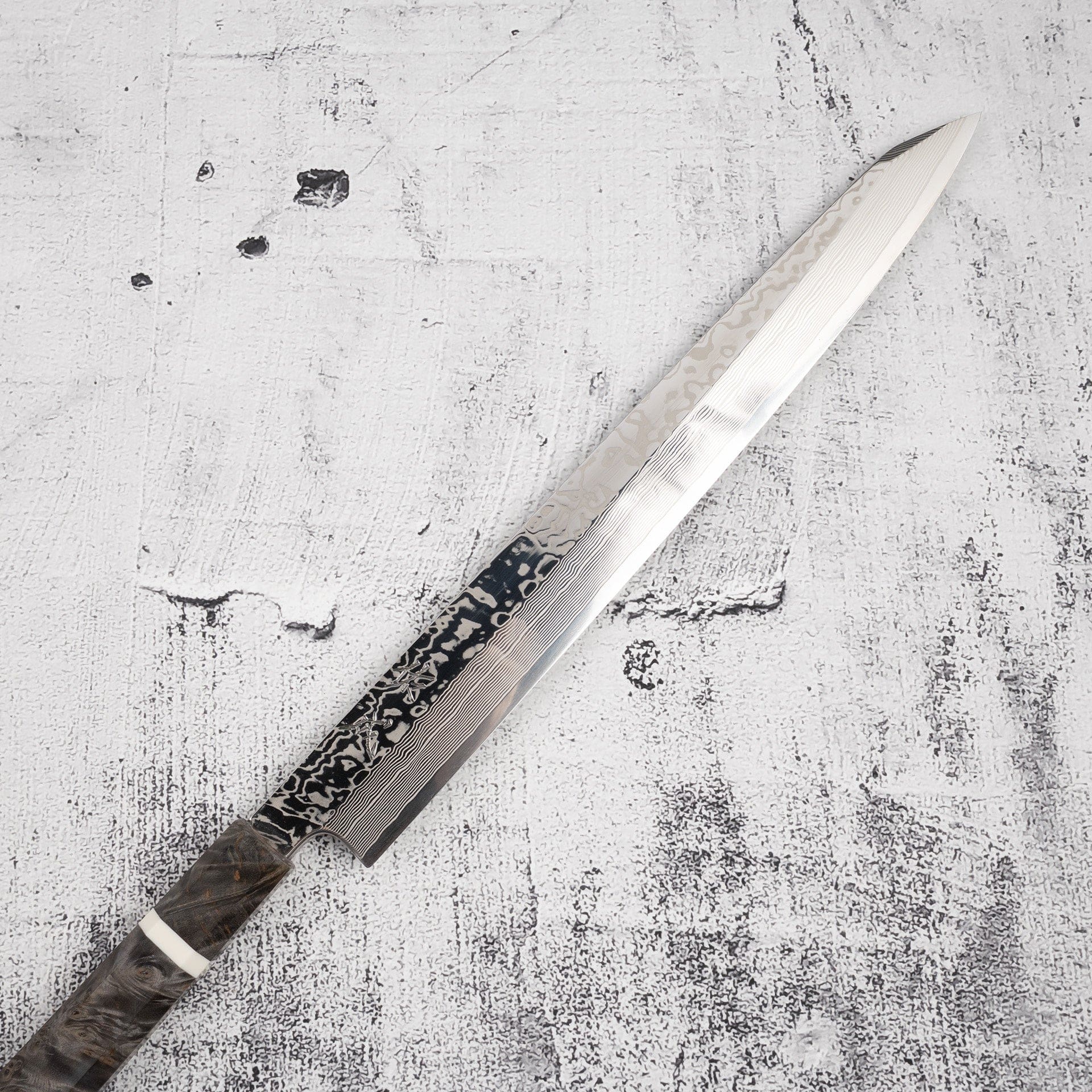 SukenariSG2DamascusK-tipYanagiba300mm-20250724-07.jpg Sukenari SRS-13 Damascus K-tip Yanagiba 300mm Mirror Polish with Saya, view 4