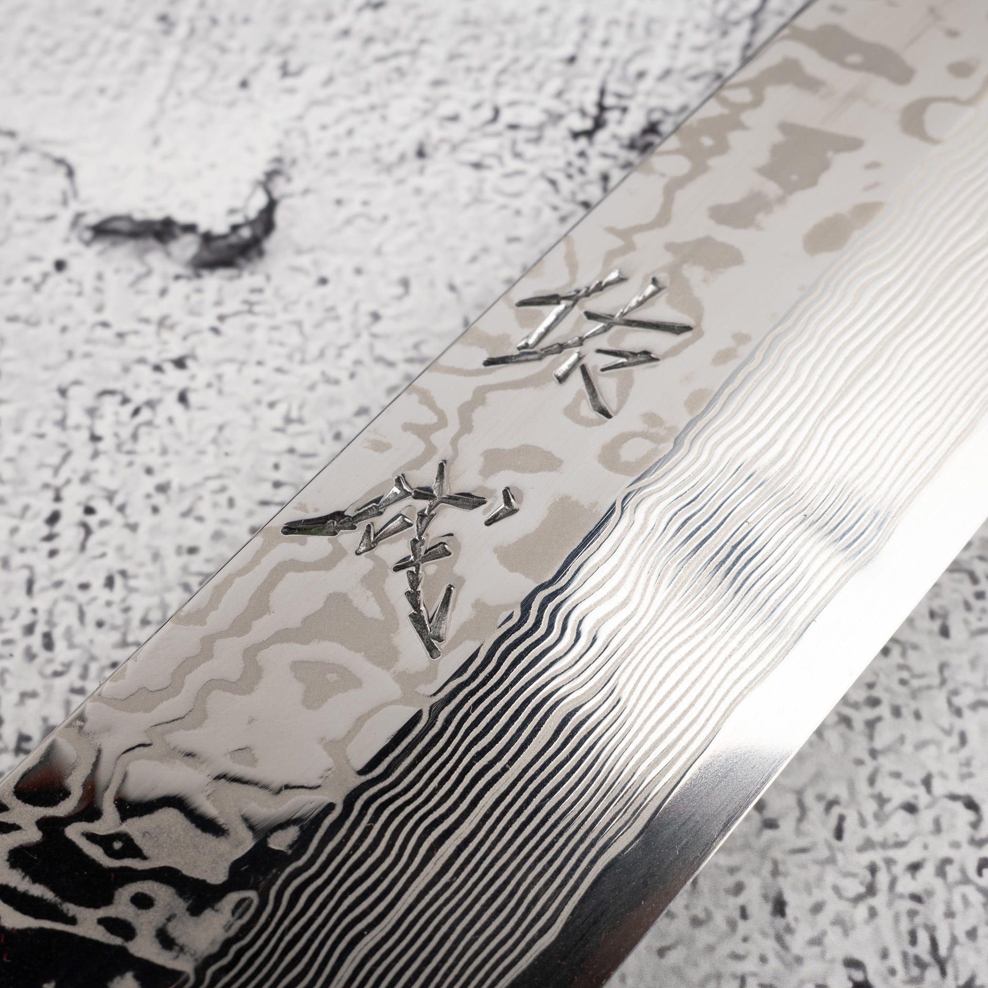 SukenariSG2DamascusK-tipYanagiba300mm-20250724-08.jpg Sukenari SRS-13 Damascus K-tip Yanagiba 300mm Mirror Polish with Saya, view 5