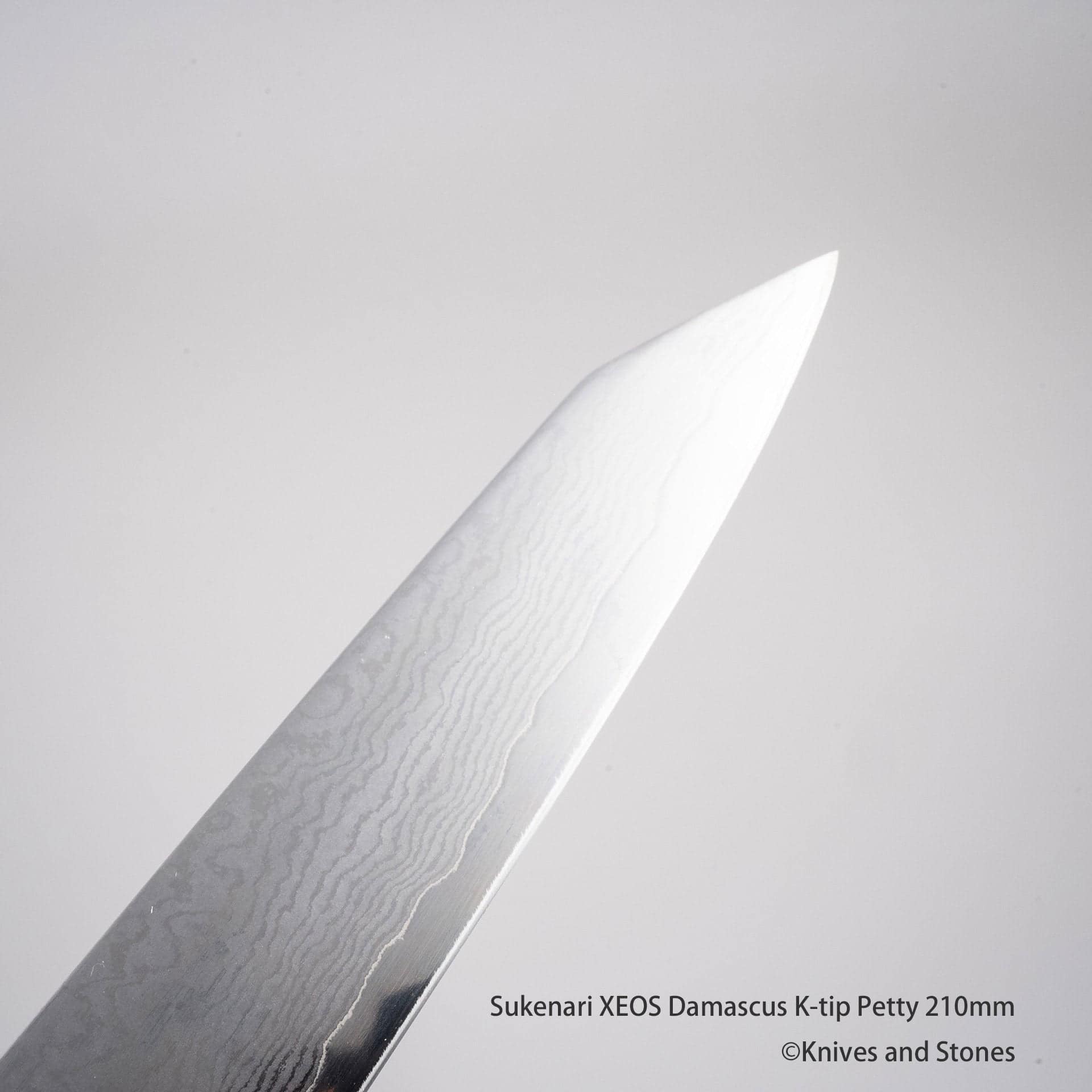 SukenariXEOSDamascusK-tipPetty210mmM.jpg Sukenari VG XEOS Damascus K-tip Petty 210mm, view 3