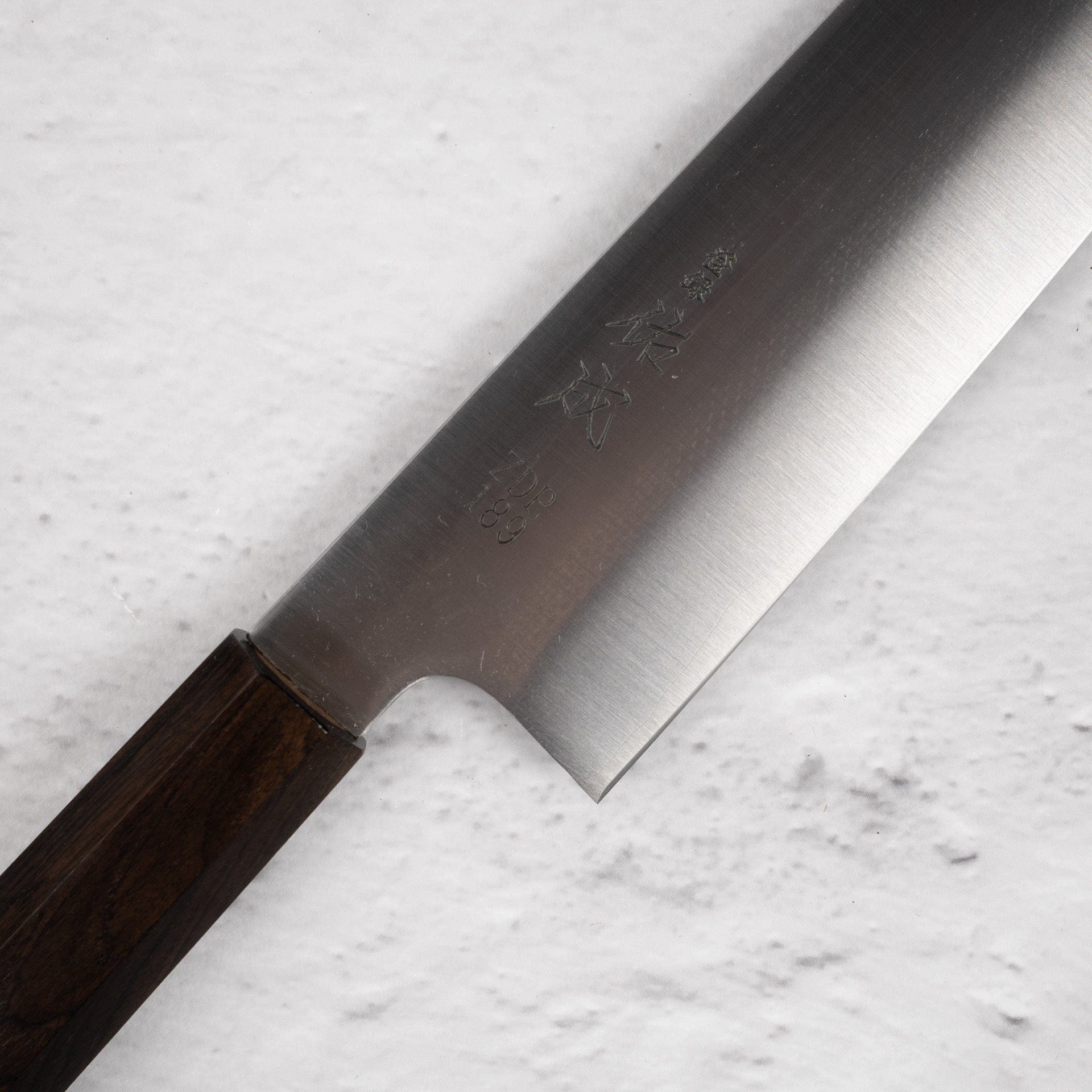 SukenariZDP189HairlineK-tipGyuto240mmEbony-20250516-08.jpg Sukenari ZDP-189 Hairline K-tip Gyuto 240mm, view 3