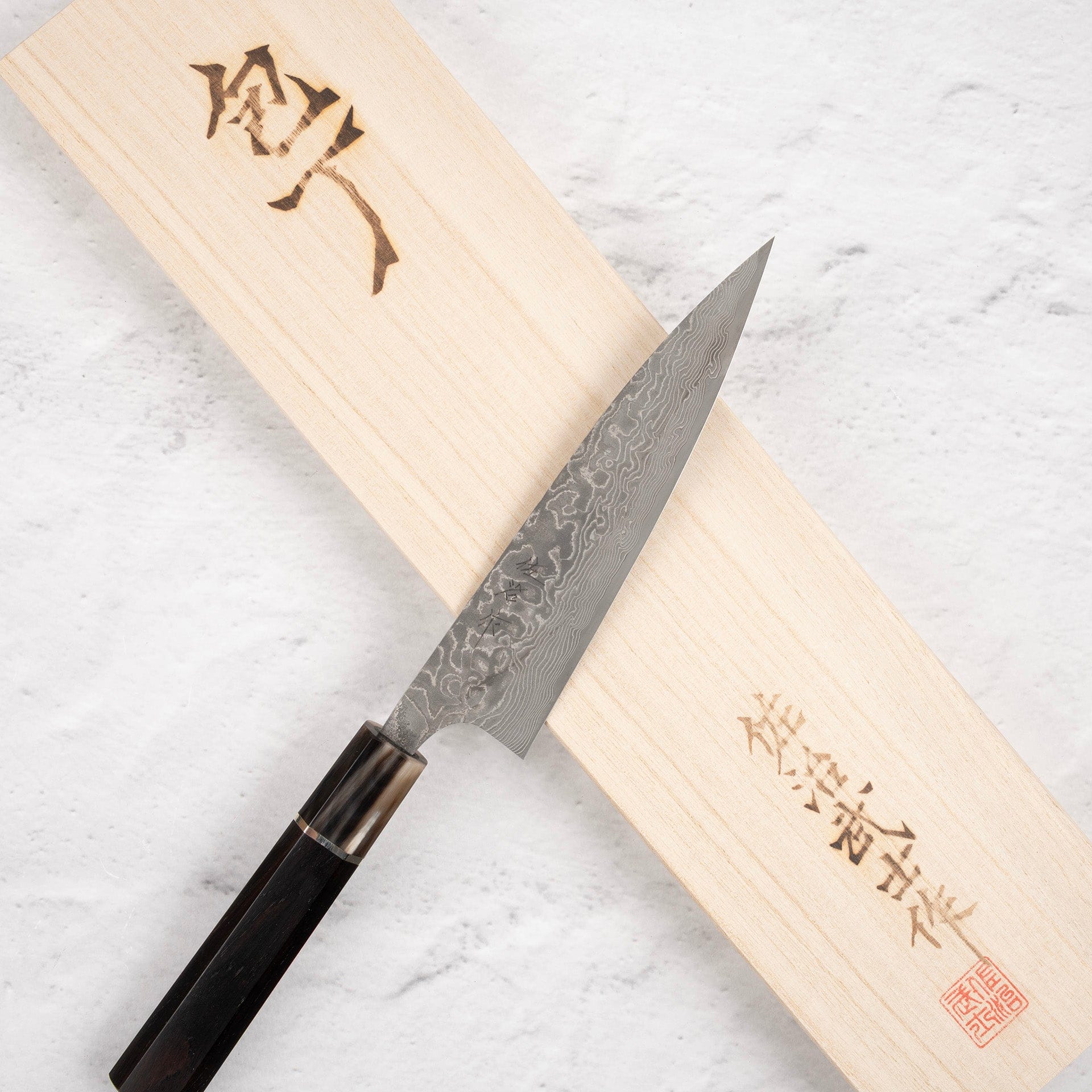 TakeshiSajiSG2BlackDamascusPetty150mmH.jpg Takeshi Saji SG2 Black Damascus Petty 150mm, view 3