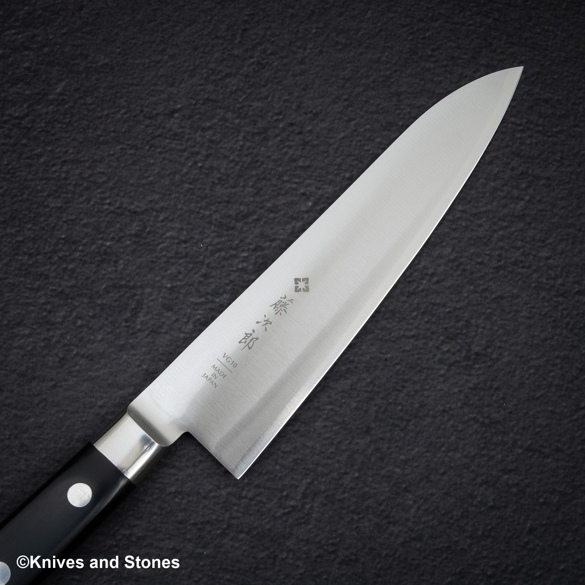 TojiroDP3Gyuto180mmF-807-20250424-02.jpg Tojiro DP3 Gyuto 180mm F-807, view 2